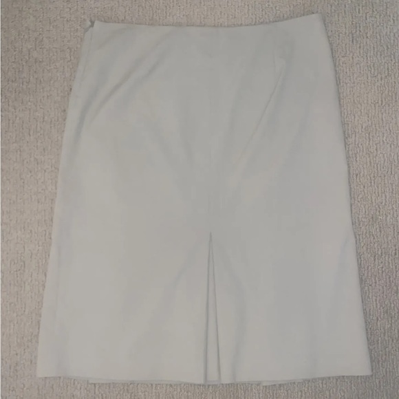 Prada Women’s Skirt Made in Italy Size 46 US 12 Lined EUC - Picture 16 of 16
